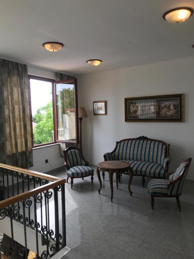 Rooms Laura Medulin Bagian luar foto